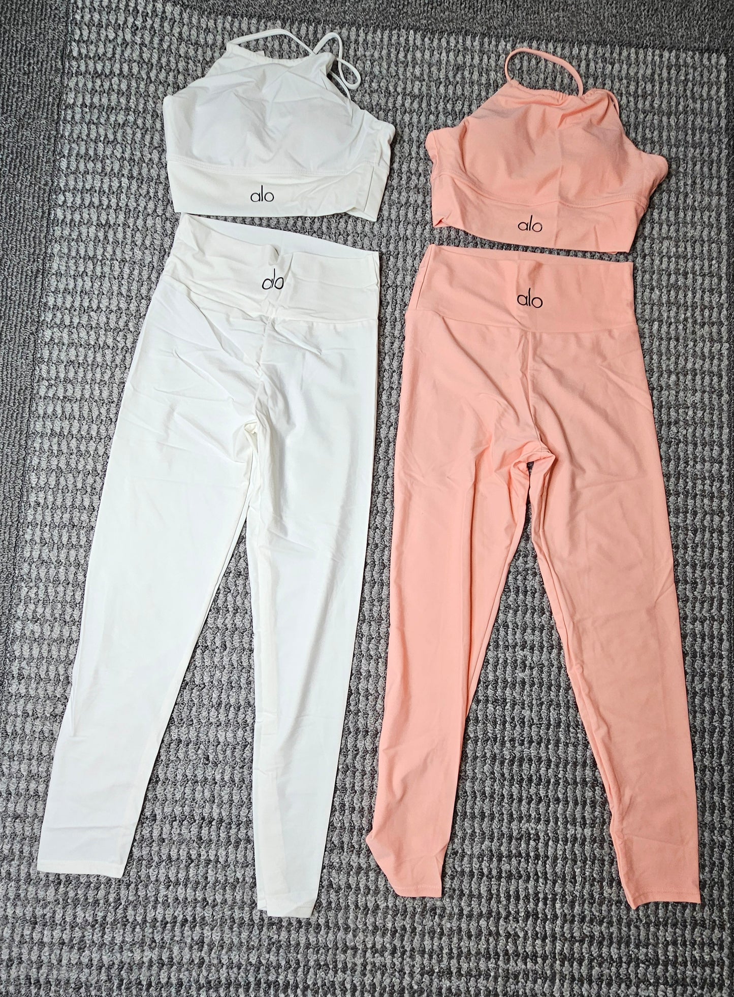 Conjunto deportivo Alo Yoga