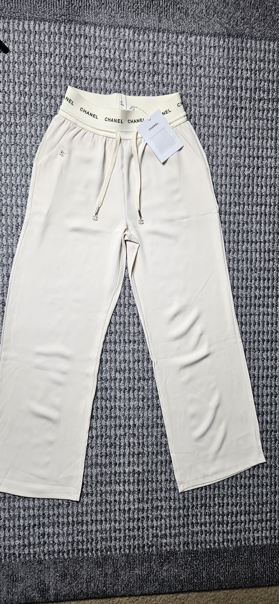 Pantalon Sueltos Chanel