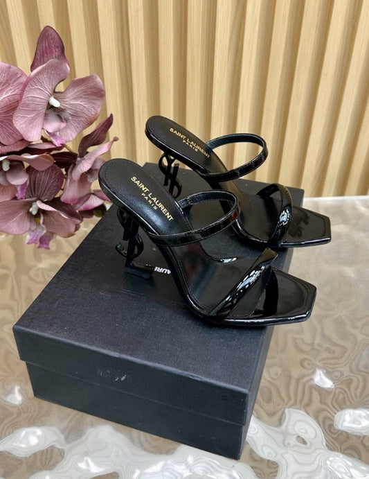 Zapatos de tacon alto Yves Saint Laurent