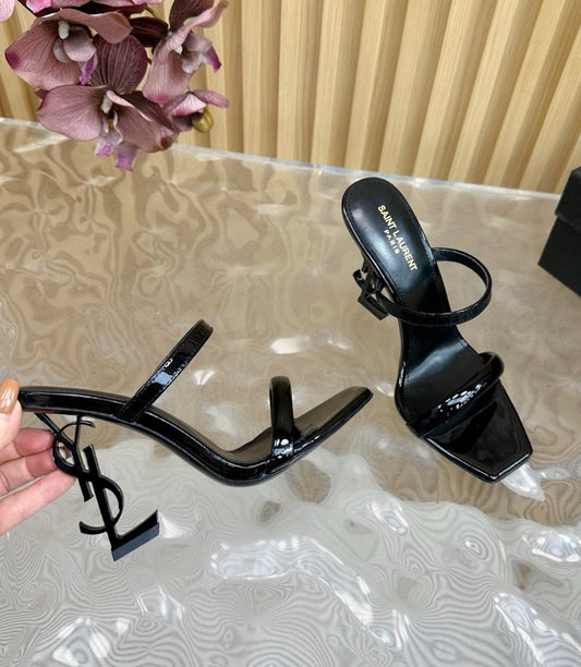 Zapatos de tacon alto Yves Saint Laurent