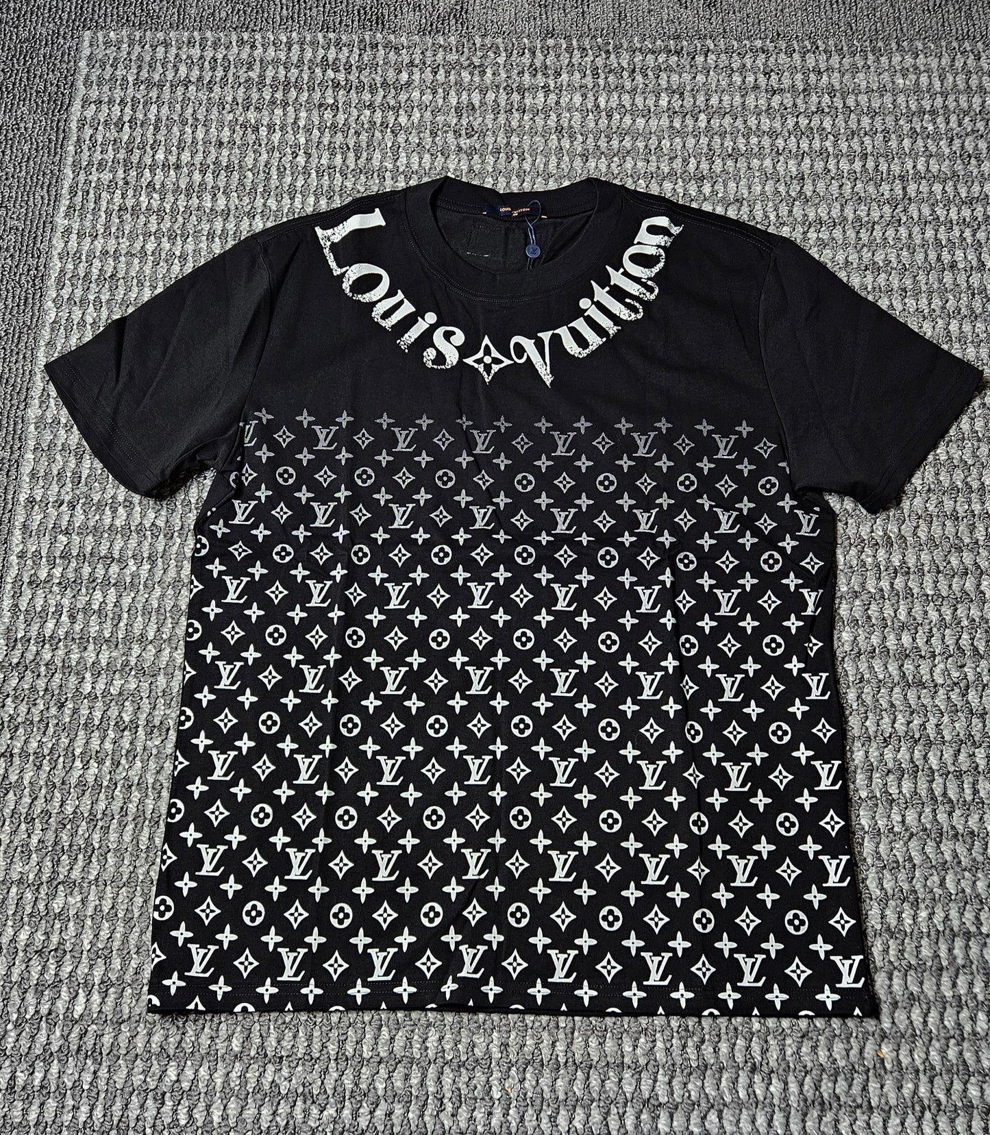 Louis Vuitton tshirt